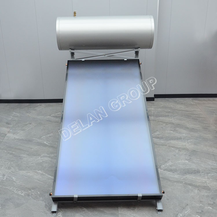 Heat Pipe Solar Water Heating System